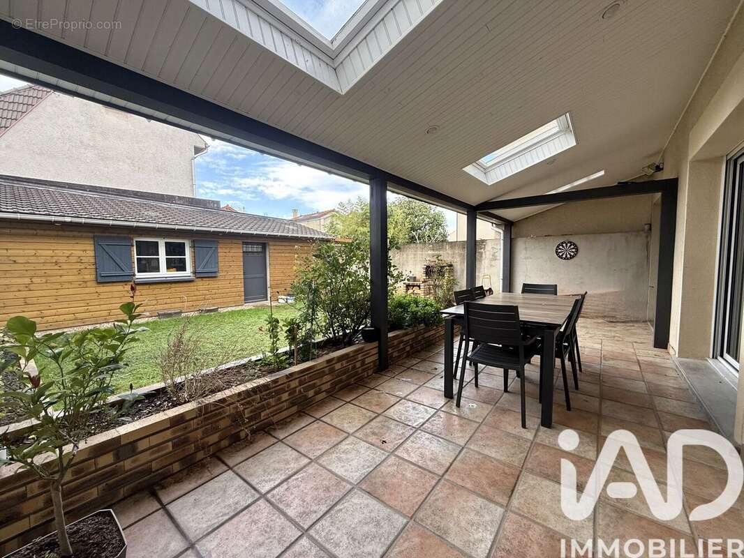 Photo 2 - Maison à FRESNES