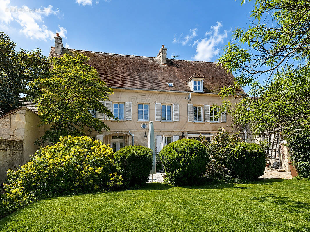 Maison à SENLIS