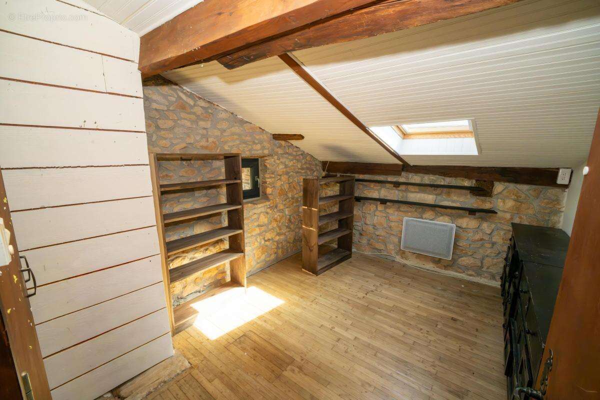 Maison 137 m² à Lussas-Et-Nontronneau  - photo 27