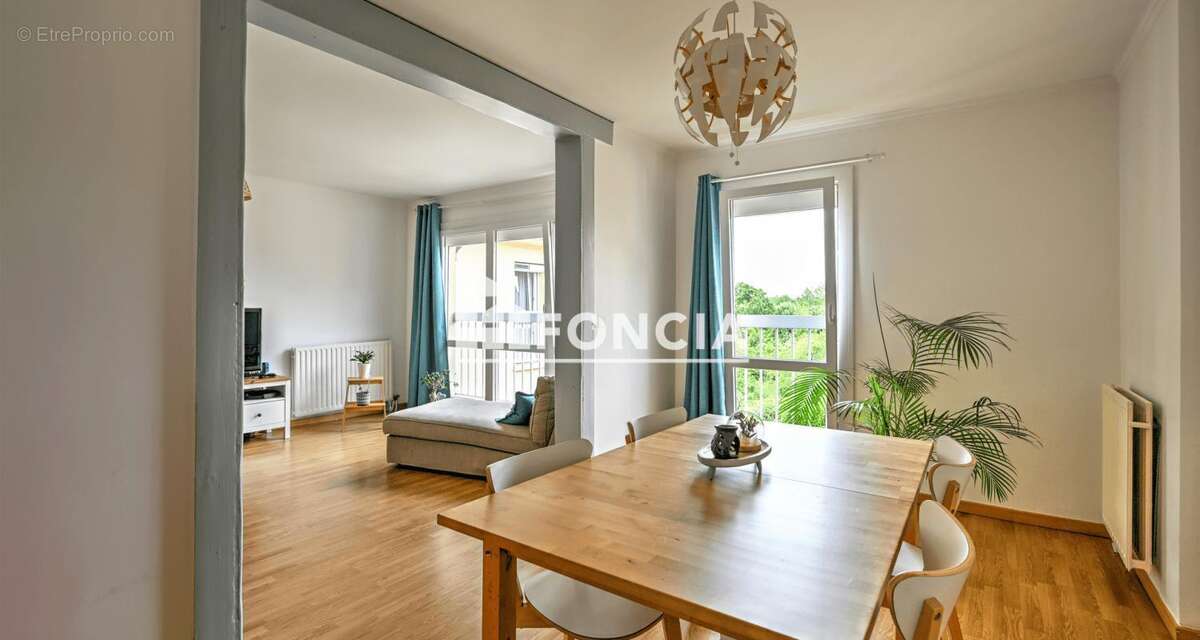 Appartement à LIMAY