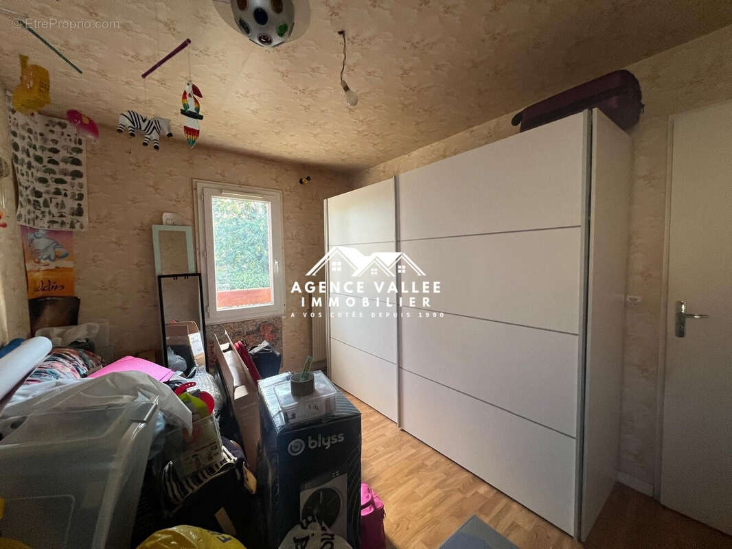 Maison à SAINT-PIERRE-DU-PERRAY