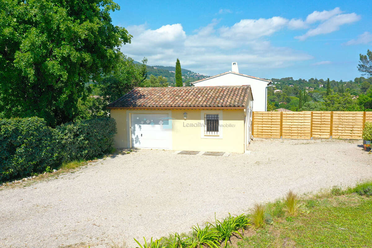Villa Peymeinade 170 m² avec piscine et jardin 1493 m² - photo 6