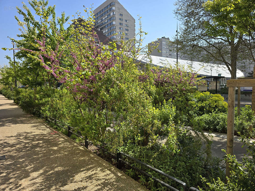 Appartement à COURBEVOIE