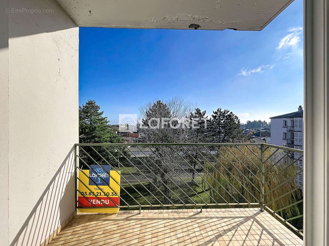 Appartement à CHARNAY-LES-MACON