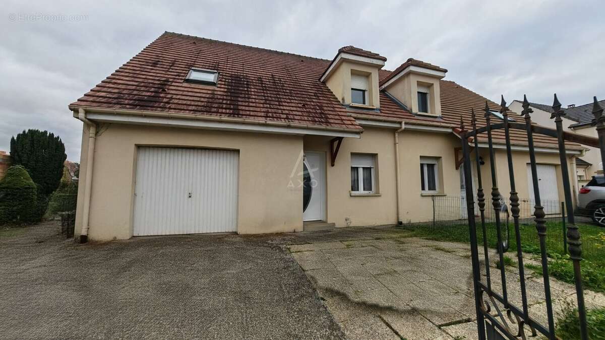Maison à LAGNY-LE-SEC