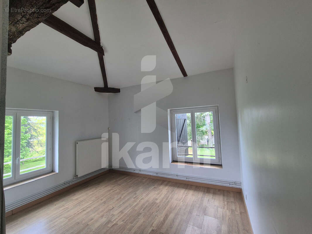 Maison à PONT-EVEQUE