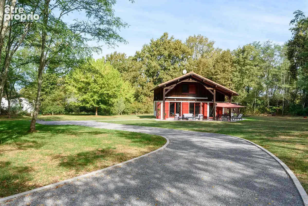Maison d'architecte rénovée avec plus de 2 hectares de terrain - photo 16
