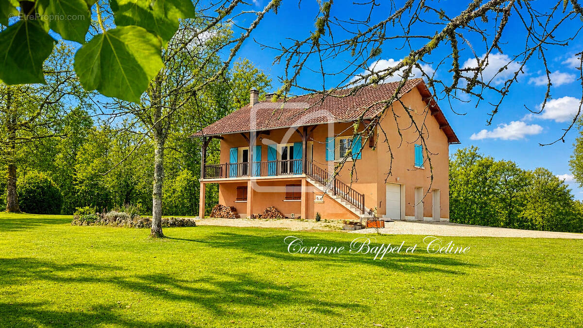 Maison à SAVIGNAC-LES-EGLISES