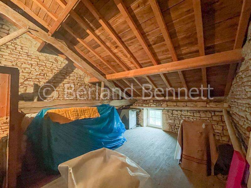 Maison à SAUZE-VAUSSAIS