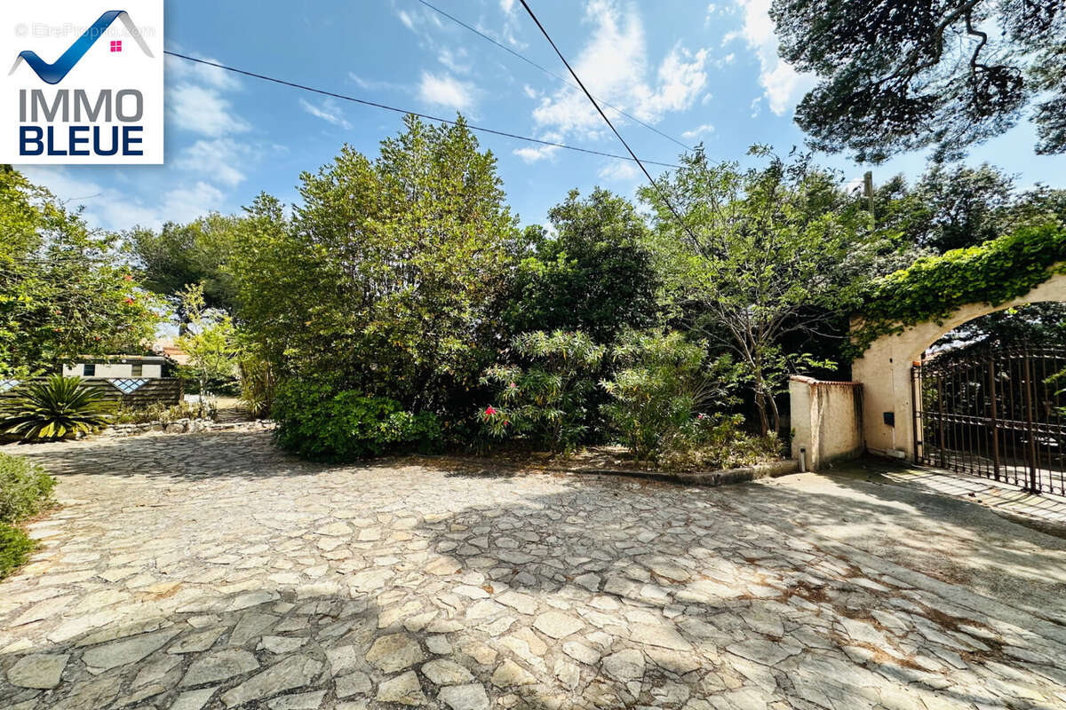 Maison à SAUSSET-LES-PINS