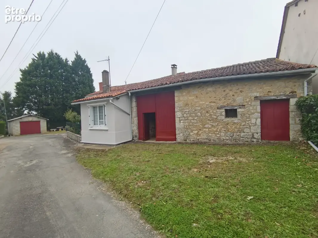 Maison à CELLEFROUIN