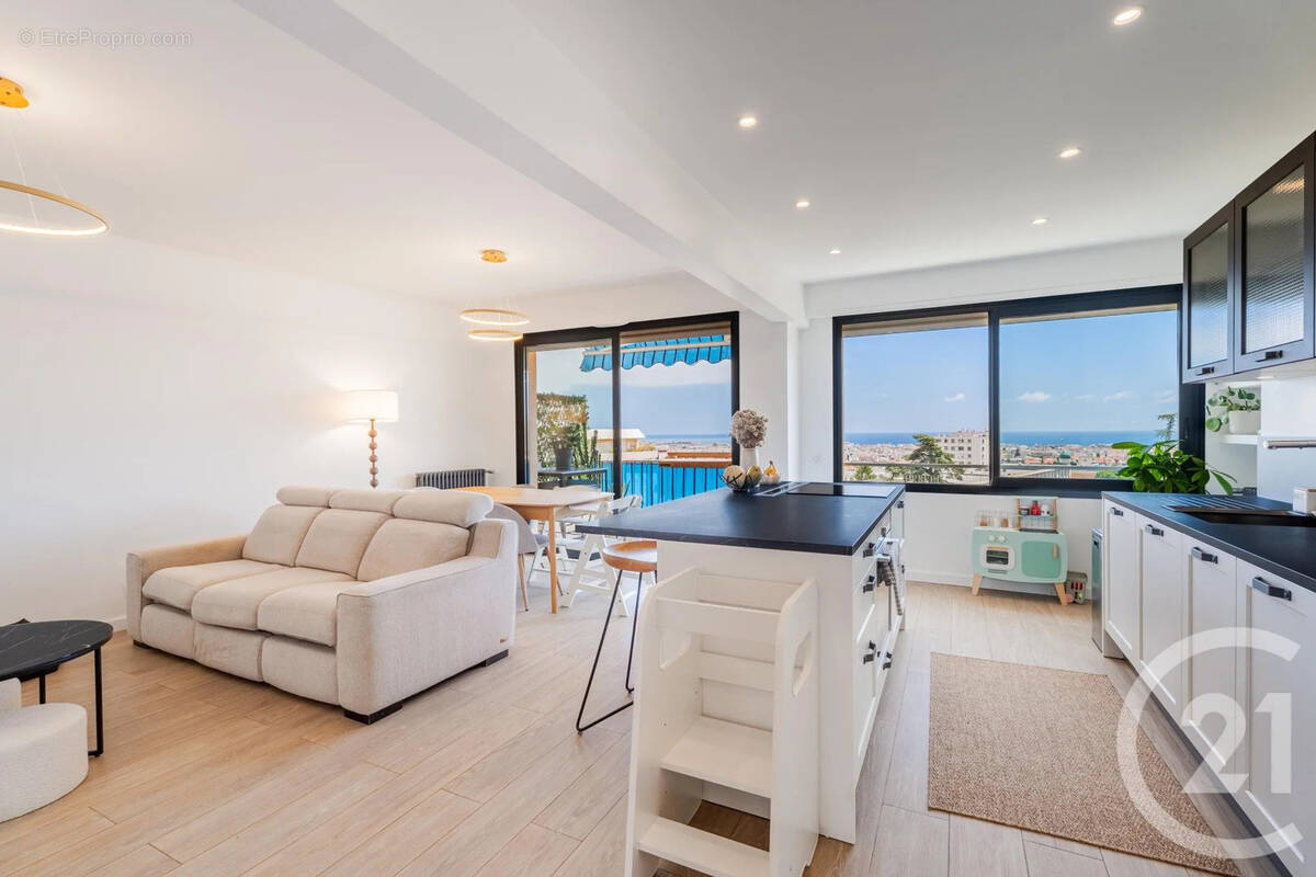 Appartement à NICE