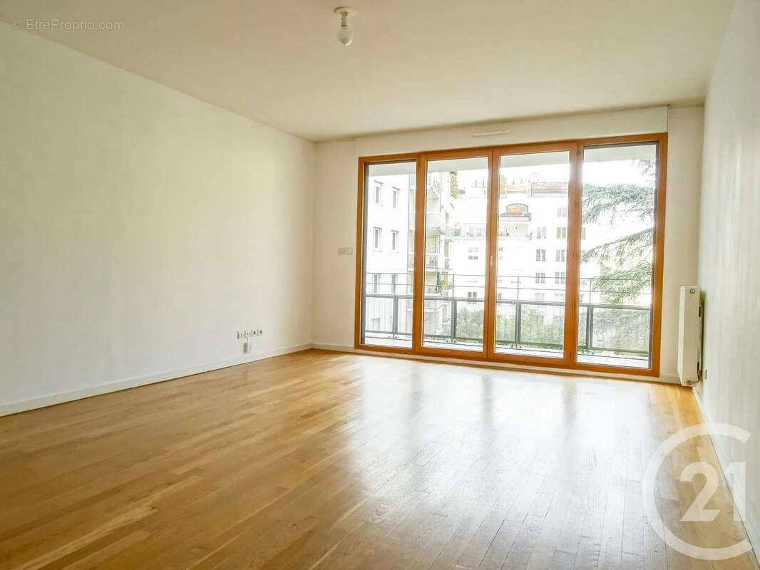Appartement à LYON-8E