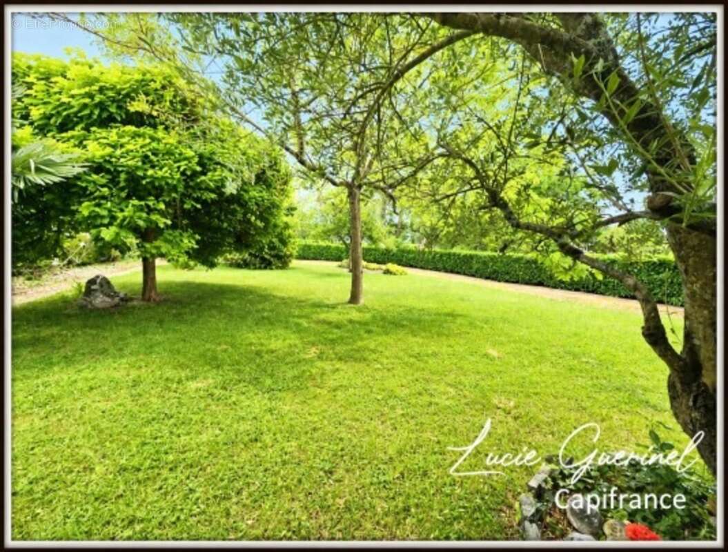 À 5 min de Châteaubriant – Maison 95 m² avec 90 m² de combles aménageables et fort potentiel - photo 4