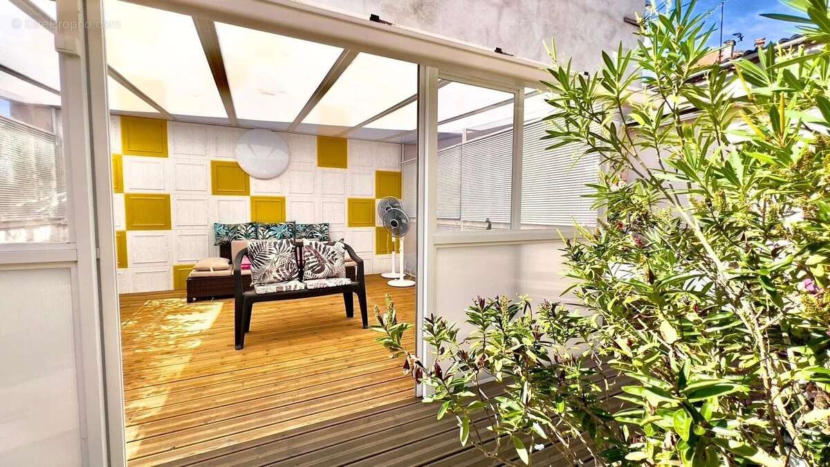 Maison à SAINTE-LIVRADE-SUR-LOT