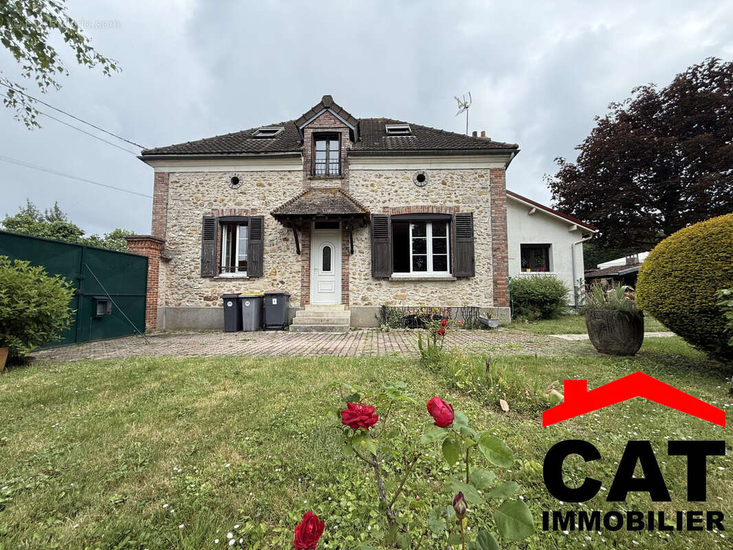 Maison à VERNOU-LA-CELLE-SUR-SEINE