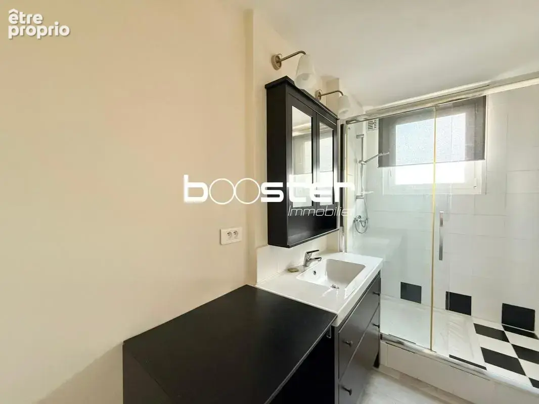 Coeur Patte d'Oie - Appartement 3 Pièces traversant avec deux balcons, garage et cave - photo 6