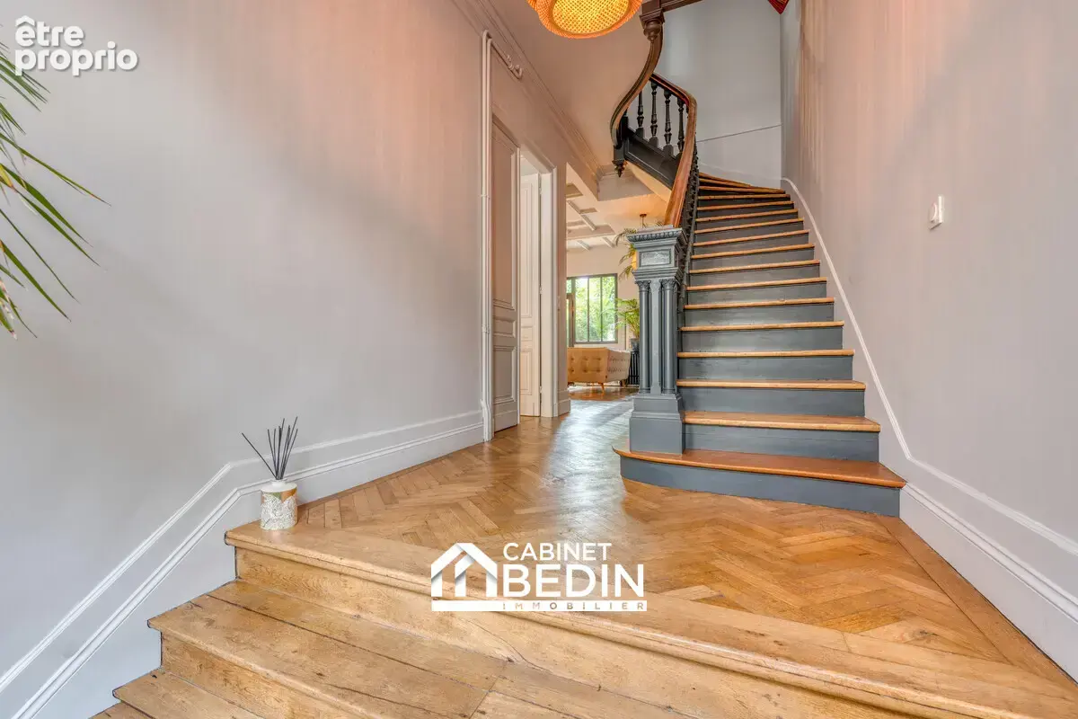 Maison 7 pièces 180 m² à vendre à Bordeaux (33000) - photo 3