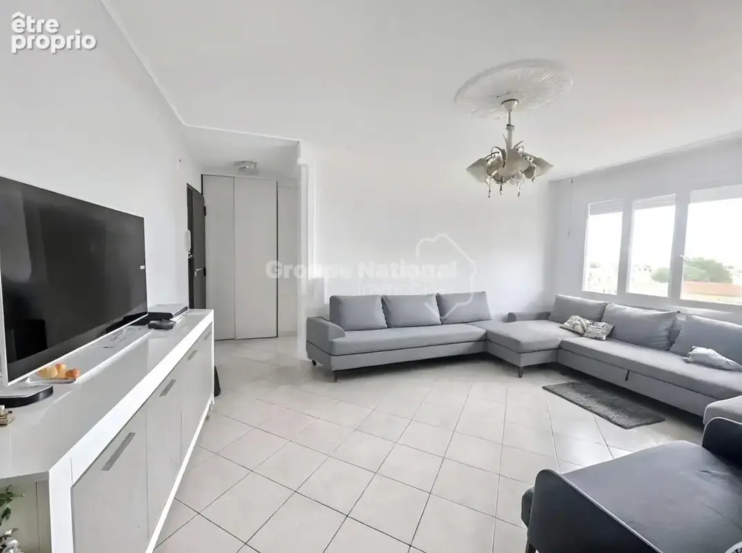 Appartement Marseille 4 pièce(s) 65.57 m2 - photo 2