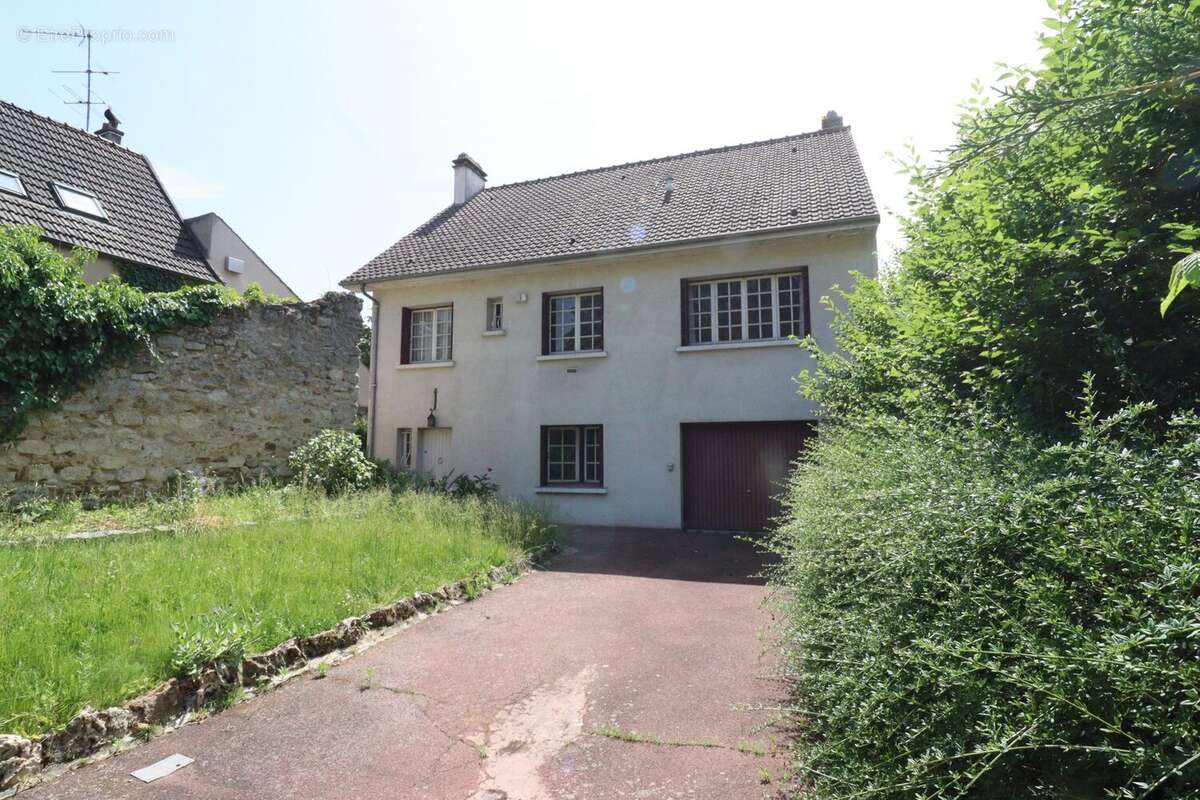 Maison à LOUVECIENNES