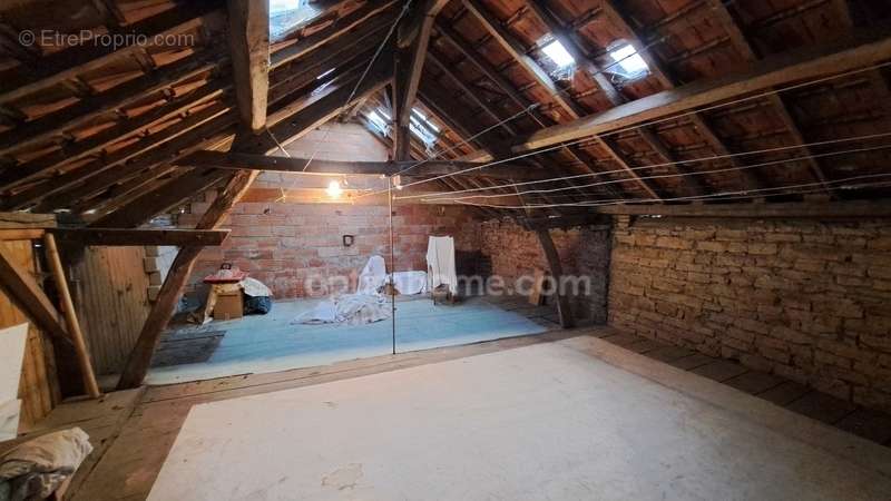 Maison à GEVIGNEY-ET-MERCEY