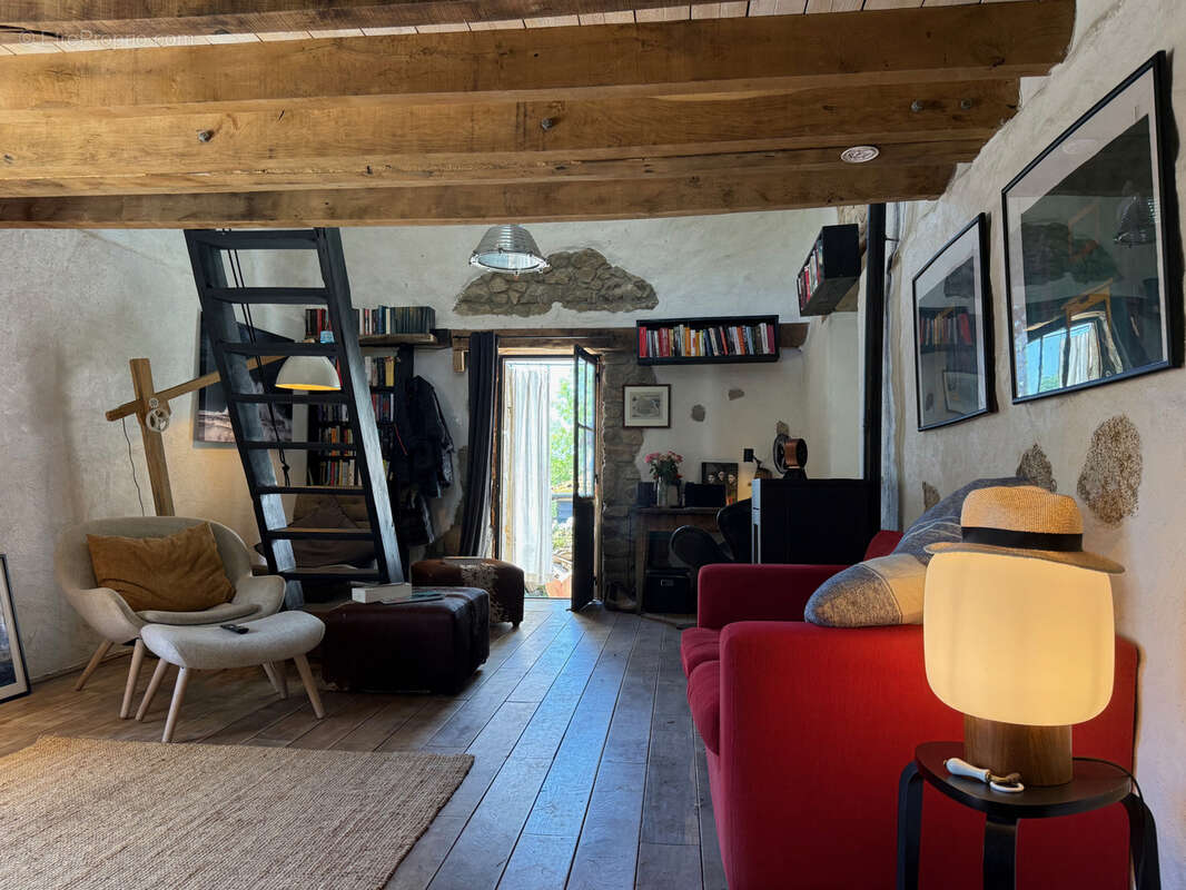 Maison à CHARENSAT