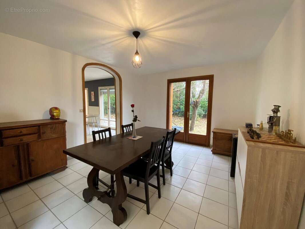 Maison à ROMANS-SUR-ISERE