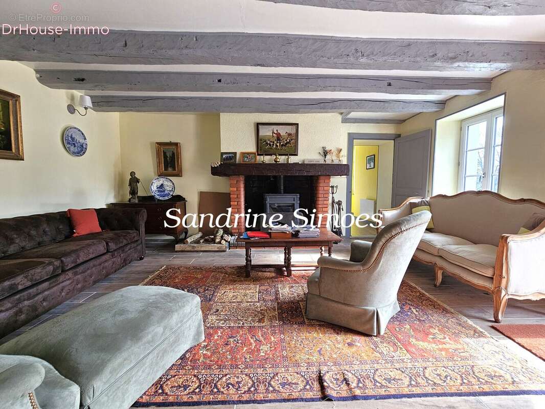 Maison à MONTMORILLON