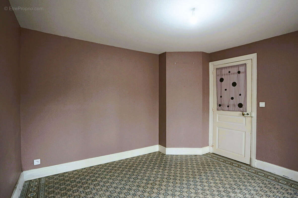 Maison à BROMONT-LAMOTHE