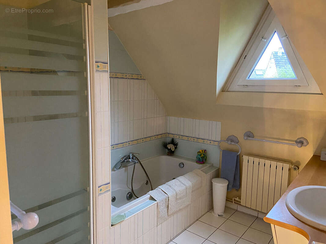 Maison à CHILLY-MAZARIN