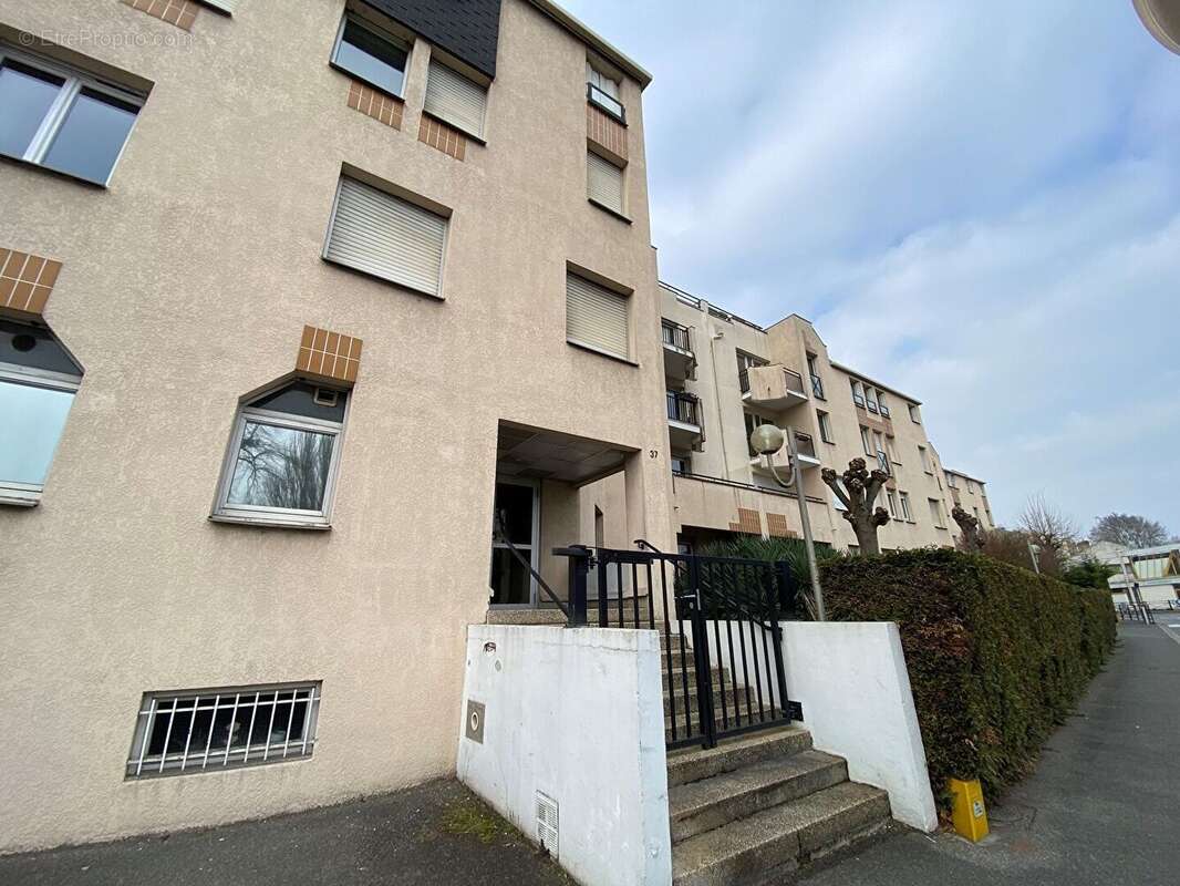 Appartement à SAVIGNY-SUR-ORGE