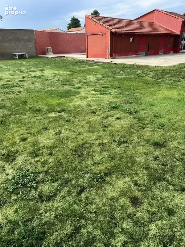 Terrain Constructible 712 m² avec dépendances SAINT PHILBERT DE GRAND LIEU (44) - photo 4