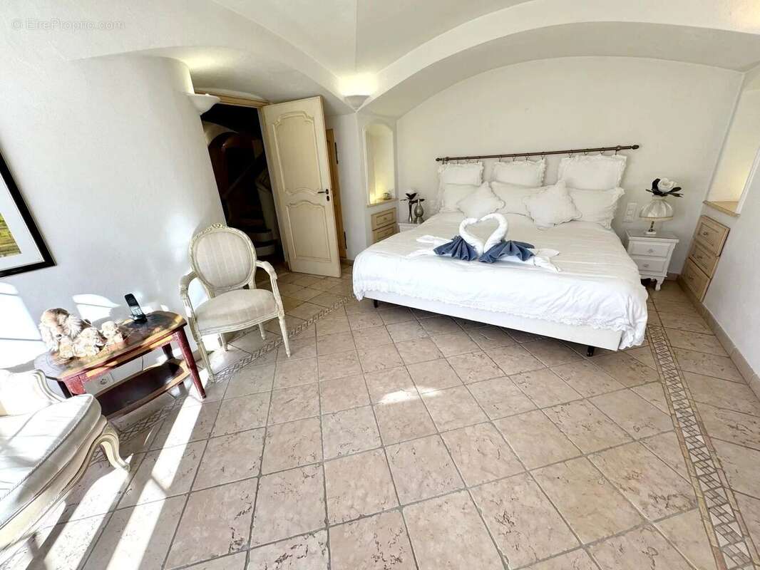 37mn cannes à speracedes vente villa individuelle sur terrain plat avec piscine - photo 11