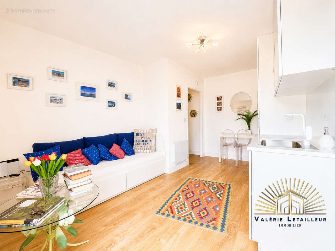 Magnifique appartement meublé   Dernier étage avec ascenseur   Vue dégagée sans vis-à-vis - photo 6