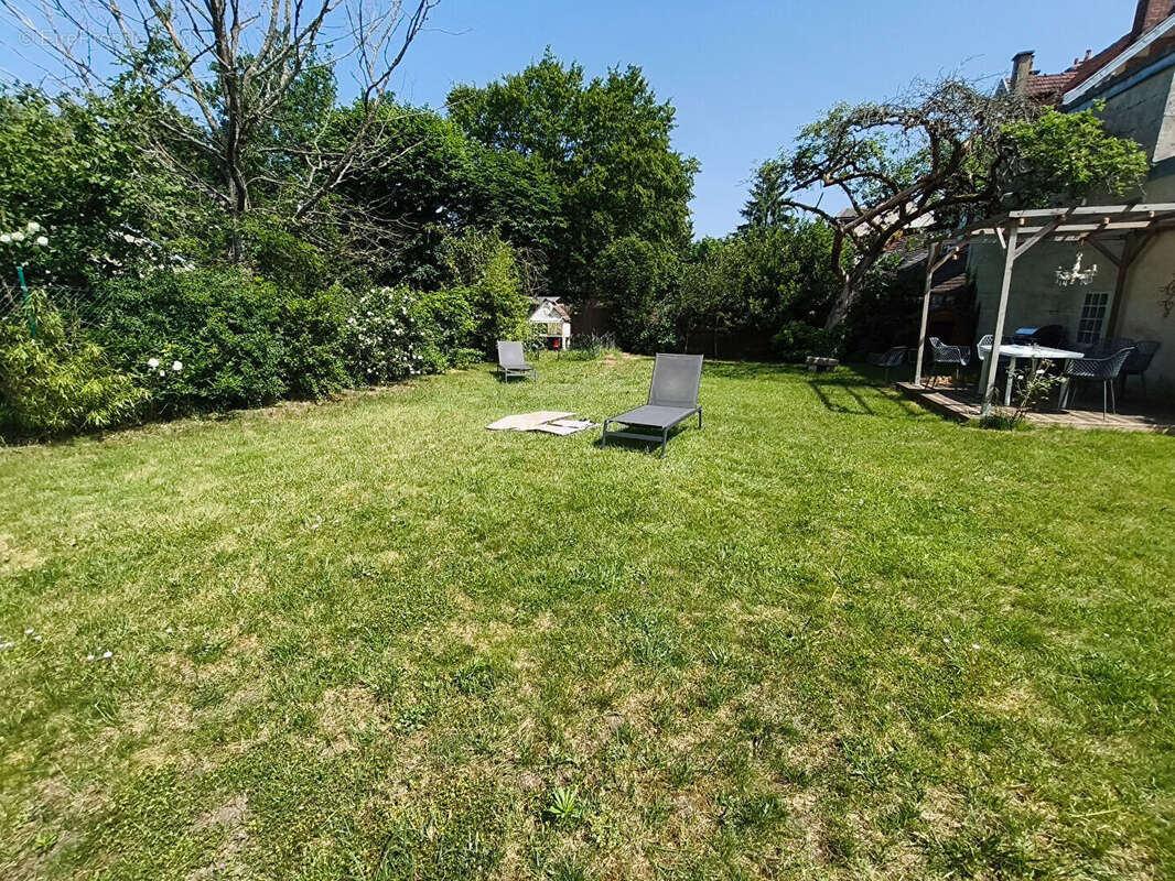 Maison  8 pièce(s) 185 m2 - photo 8
