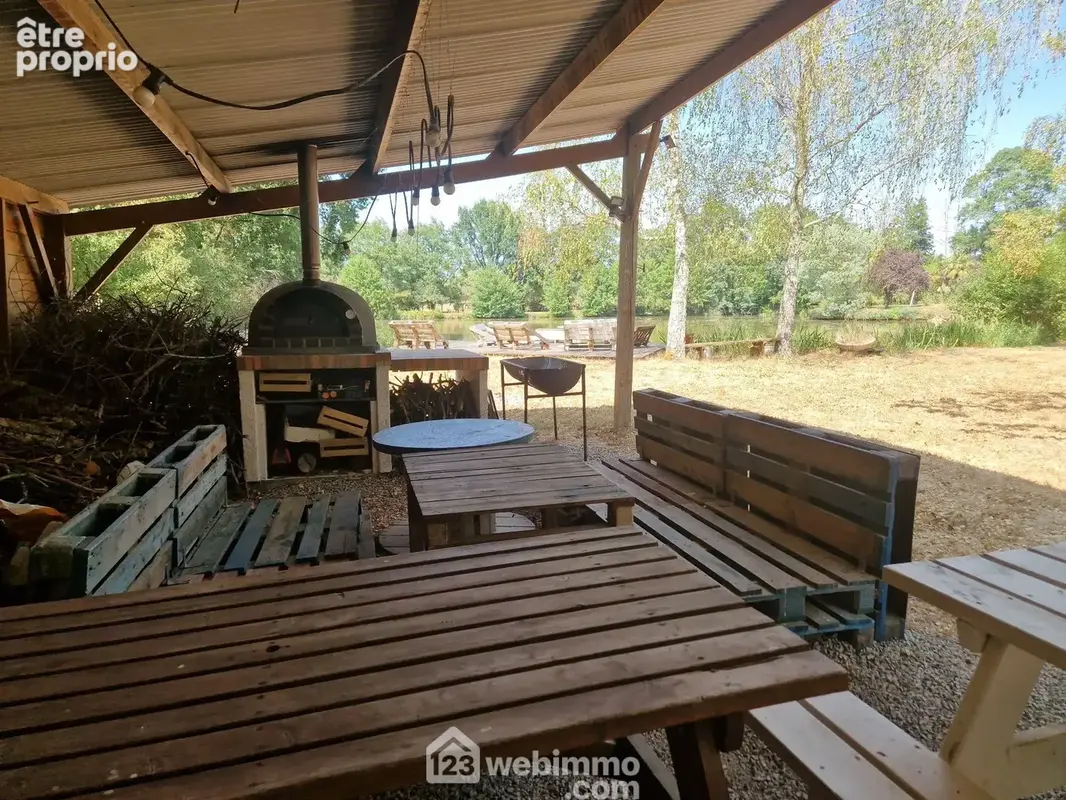 Terrain 13 400 m² à vendre à Nesmy (85310) - photo 4