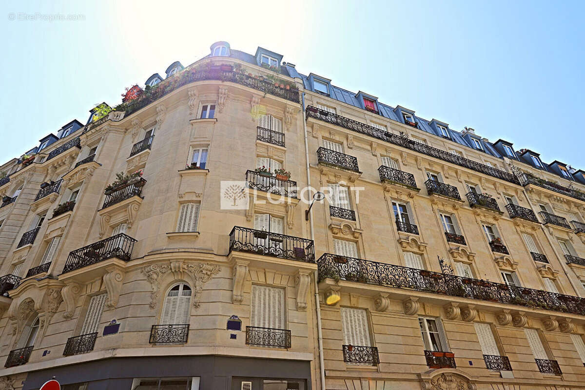 Appartement Paris 3 pièce(s) 59.63 m2 - photo 3