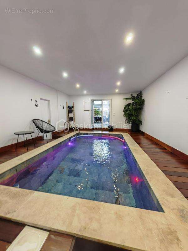 A les arcs-sur-argens (83460) – maison de village d'exception avec piscine, garage et jardinet - photo 25