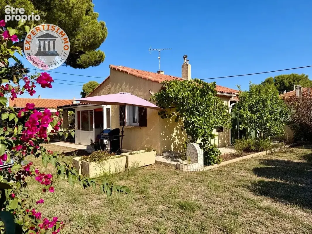 Maison à CHATEAUNEUF-LES-MARTIGUES