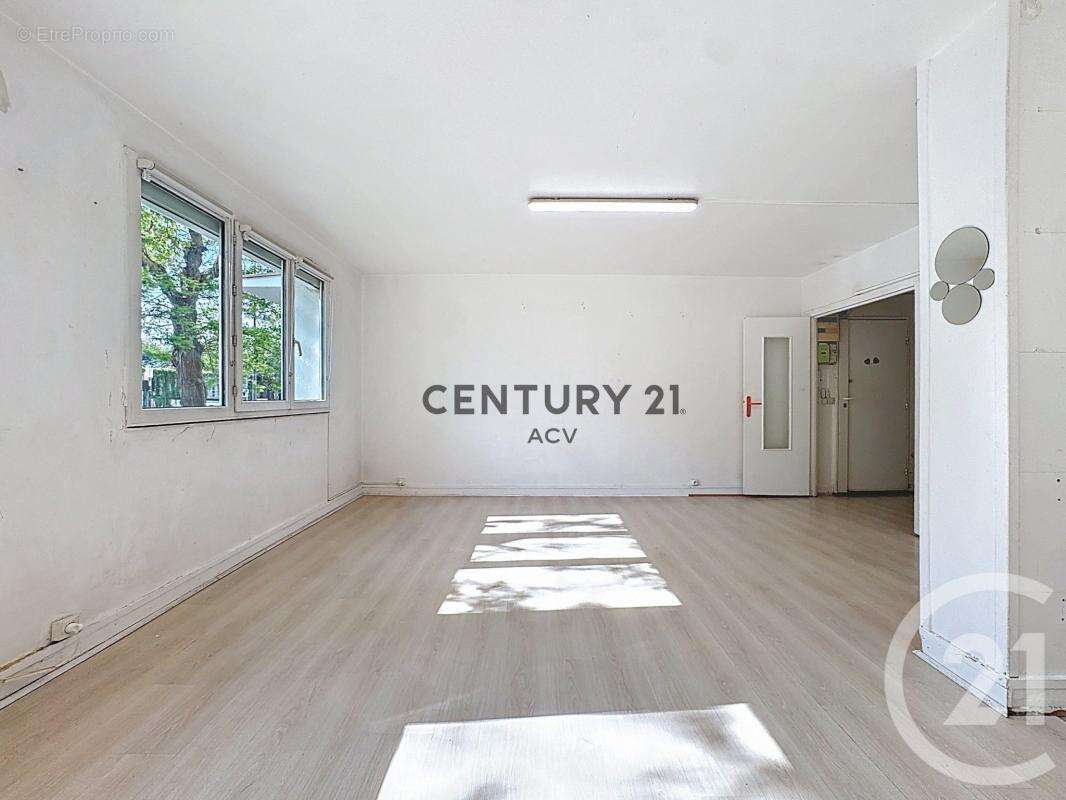 Appartement à MAISONS-ALFORT