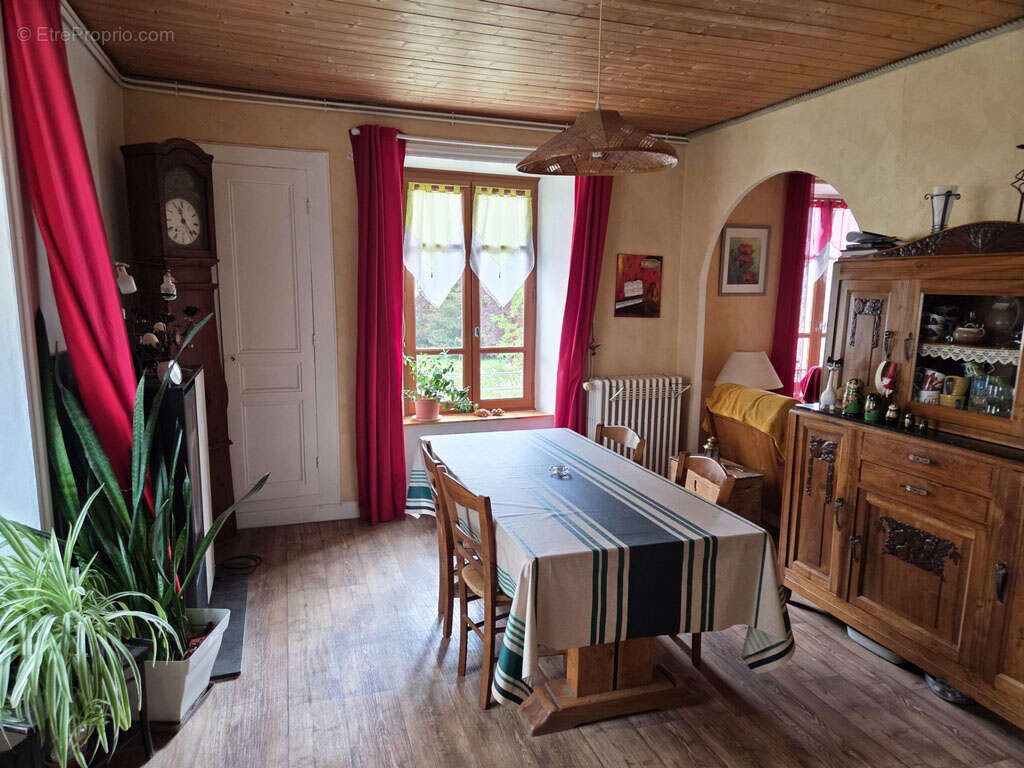 Maison à MAZET-SAINT-VOY