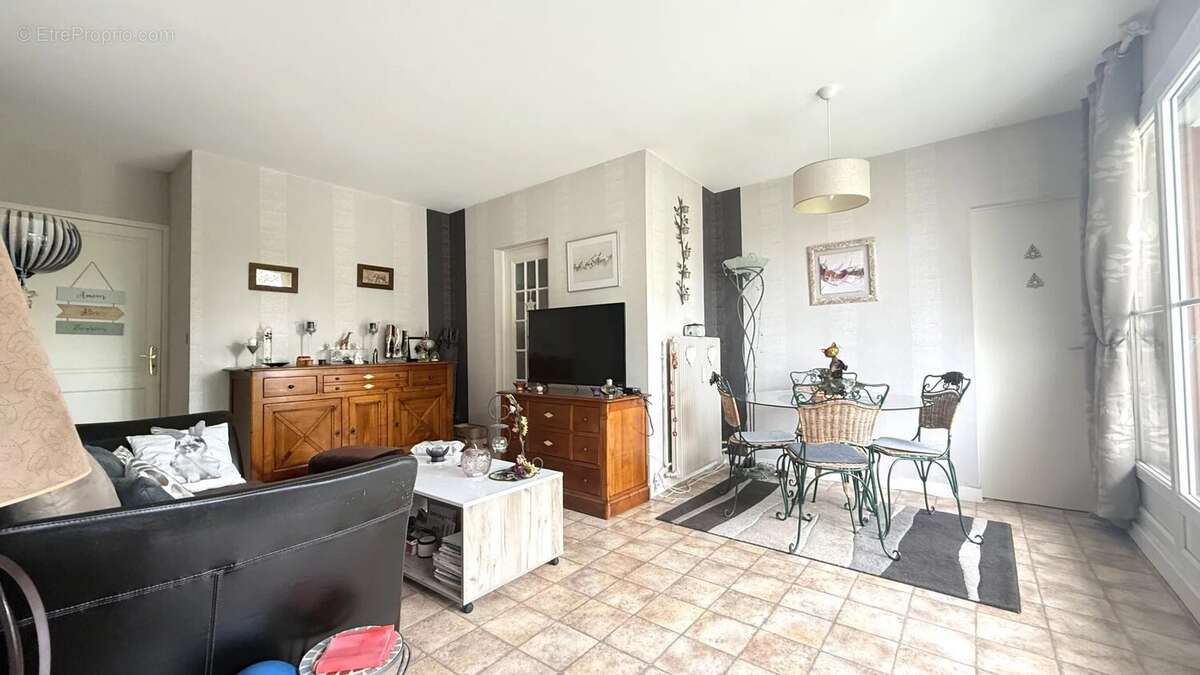 Appartement à DOMONT