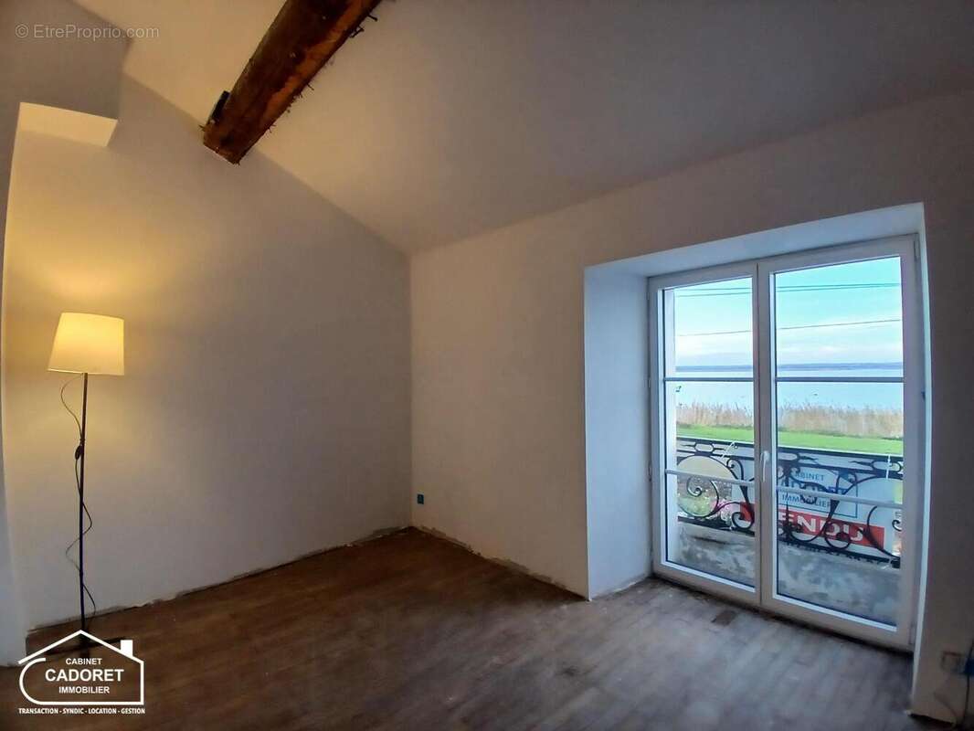   - Maison à PAIMBOEUF