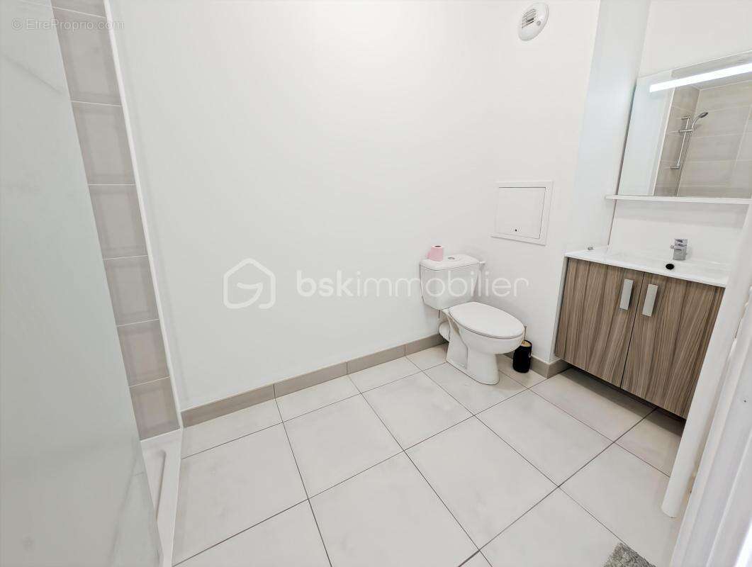 Bel appartement t2 43m2 grand balcon de 13m2 3e etage avec ascenseur et parking proche gare - photo 11