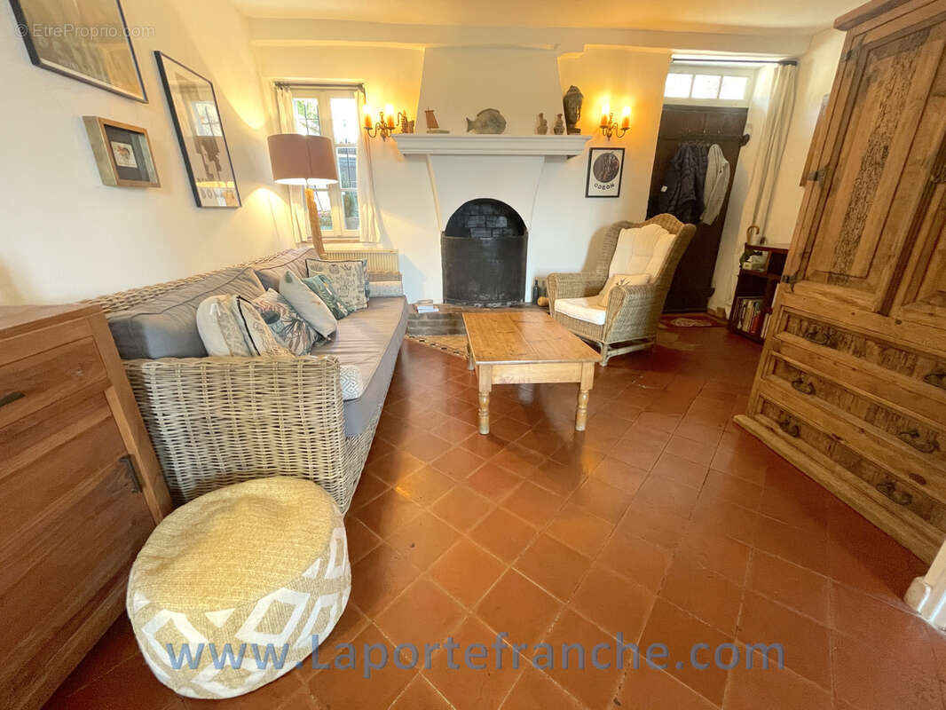 Maison à CAGNES-SUR-MER