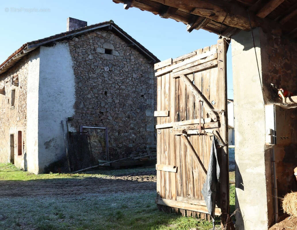 Maison à ROCHECHOUART