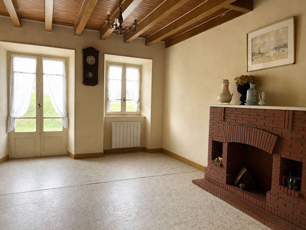 Maison à MONLET