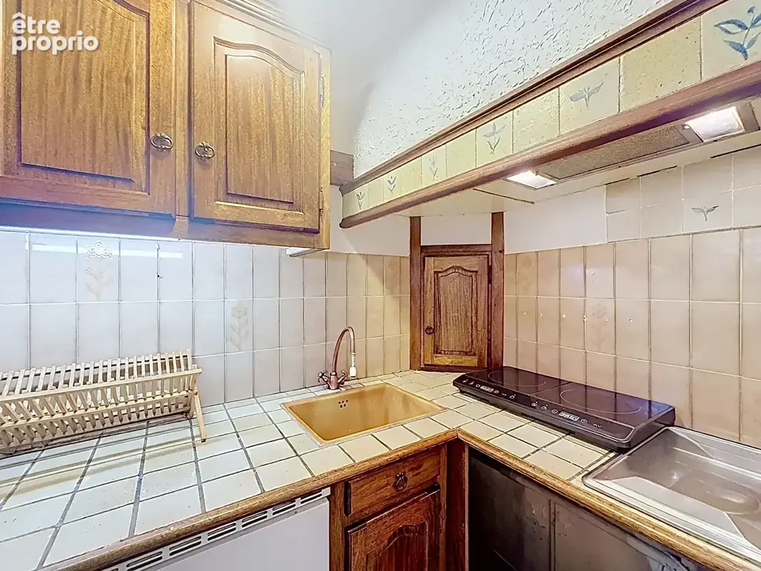 Avignon intra-muros - t2 de 34 m² avec cave - photo 5