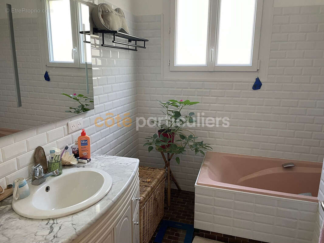 Maison à SAINT-GONNERY