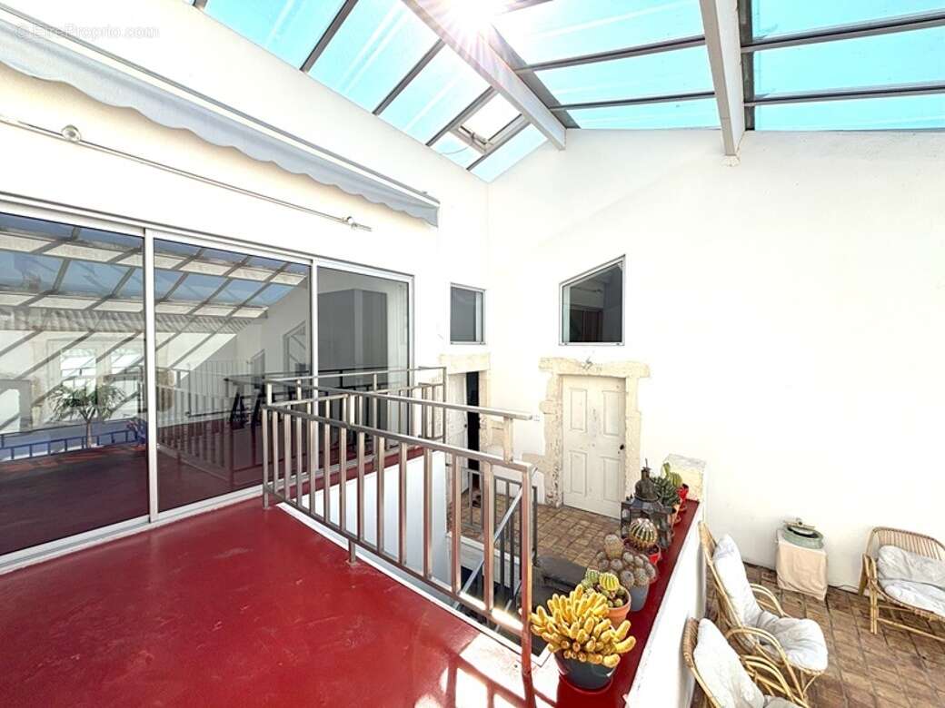 Maison à PONT-SAINT-ESPRIT